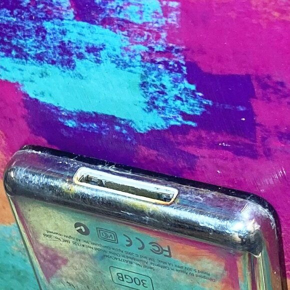 APPLE IPOD CLASSIC 5TH GEN 30GB MP3 PLAYER AS-IS FOR PARTS OR REPAIR A1136 - Picture 7 of 8